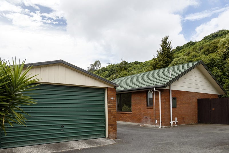 11 Westley Place, Bishopdale, Nelson - Carousel 2