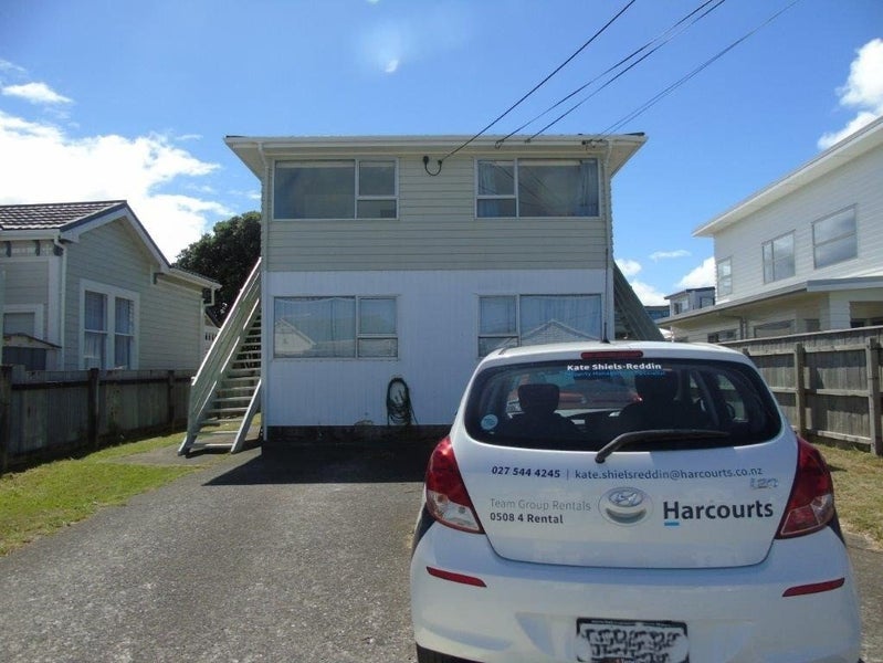 11 Adelaide Street, Petone, Lower Hutt - Carousel 2