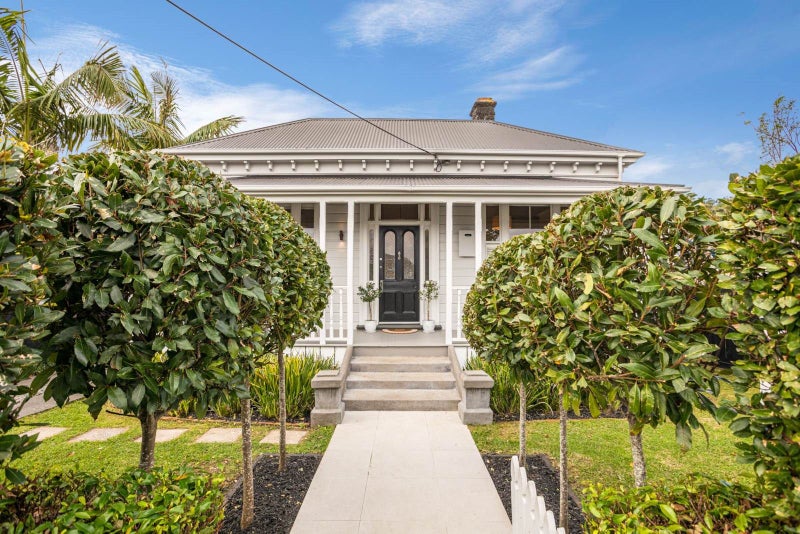 106 Victoria Road, Devonport, Auckland - Carousel 2