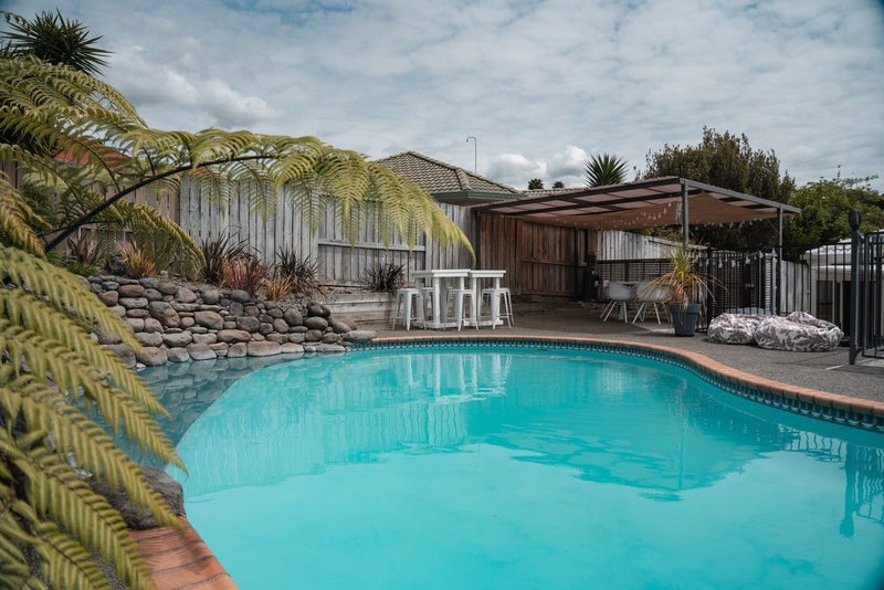 295 St Andrews Drive, Bethlehem, Tauranga - Carousel 1