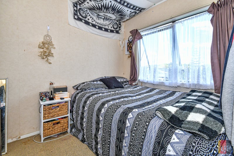 2/12 Nelson Street, Papakura, Auckland - Carousel 10