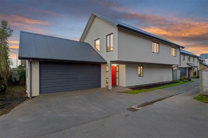 128 Sherborne Street, St Albans, Christchurch - Carousel 1