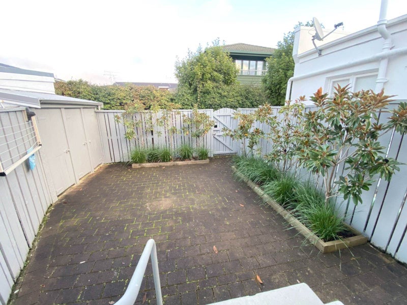 2/30 Atkin Avenue, Mission Bay, Auckland - Carousel 10