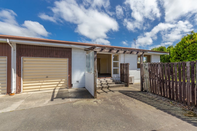 2/365 Greers Road, Bishopdale, Christchurch - Carousel 1