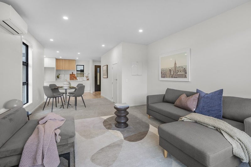 71 Te Ara o Papatahi, Wainuiomata, Lower Hutt - Carousel 1