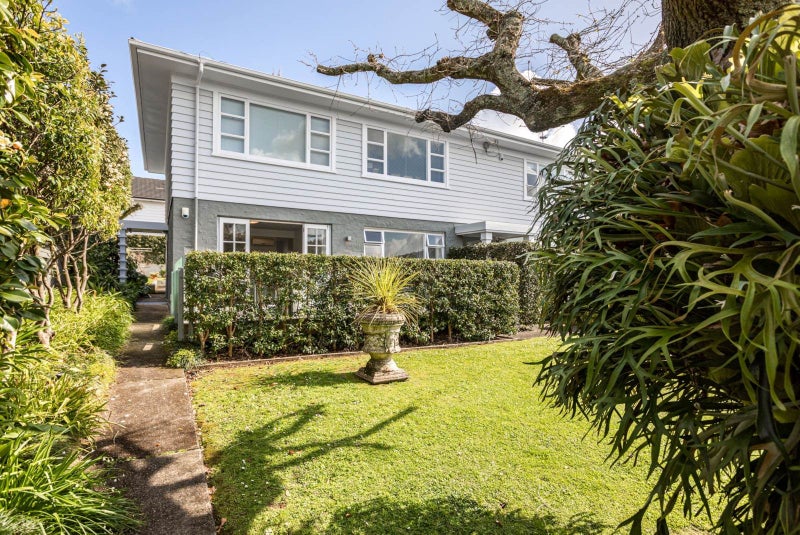 2/34 Glanville Terrace, Parnell, Auckland - Carousel 1
