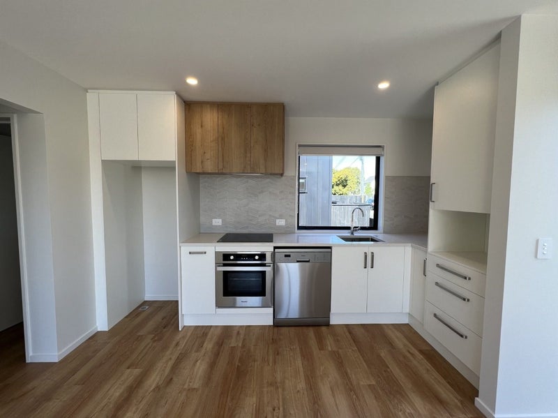 1/9 Marcroft Street, Woolston, Christchurch - Carousel 2