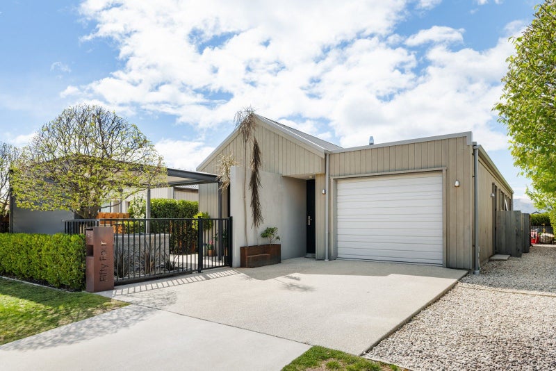 54 Mount Linton Avenue, Wanaka - Carousel 1