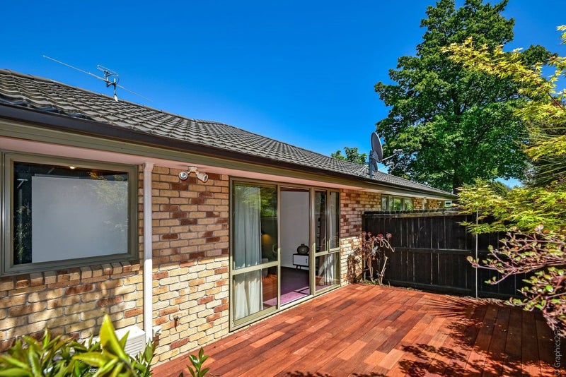 16B Defoe Place, Waltham, Christchurch - Carousel 2
