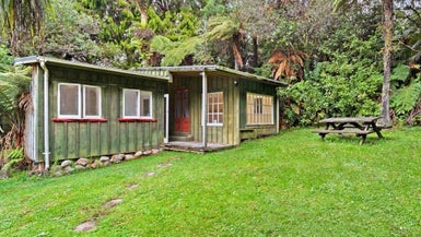 13 Turanga Road, Henderson Valley, Auckland - Carousel 1