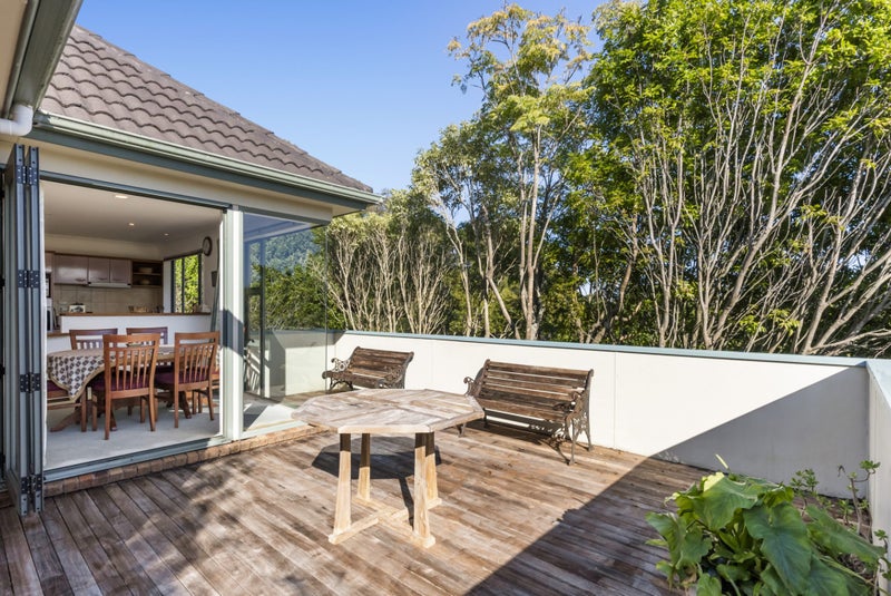 6A Radiata Lane, Chatswood, Auckland - Carousel 2