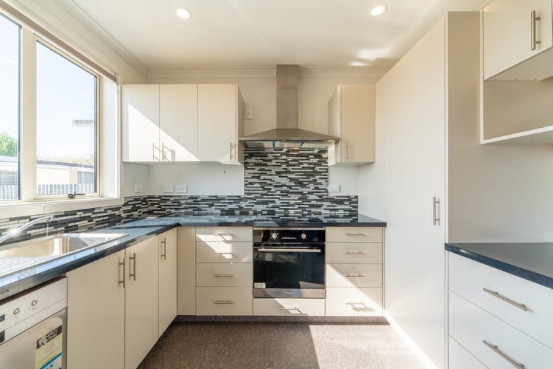 25 Oxford Street, West End, Timaru - Carousel 2