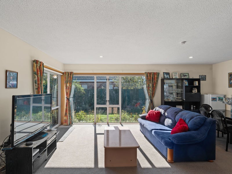 2/356 Yaldhurst Road, Russley, Christchurch - Carousel 2