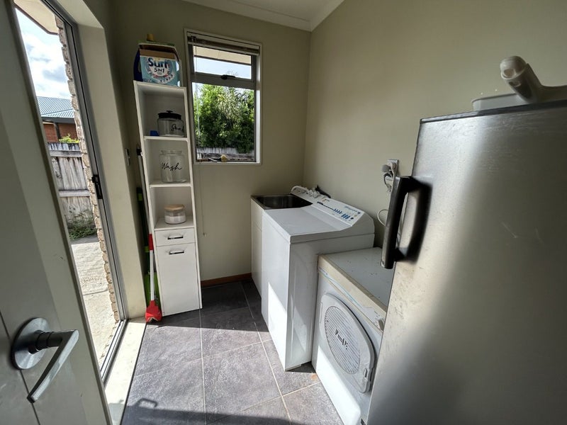 11 Mickelson Avenue, Rototuna, Hamilton - Carousel 13