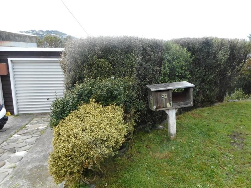 21 Winston Street, Crofton Downs, Wellington - Carousel 23