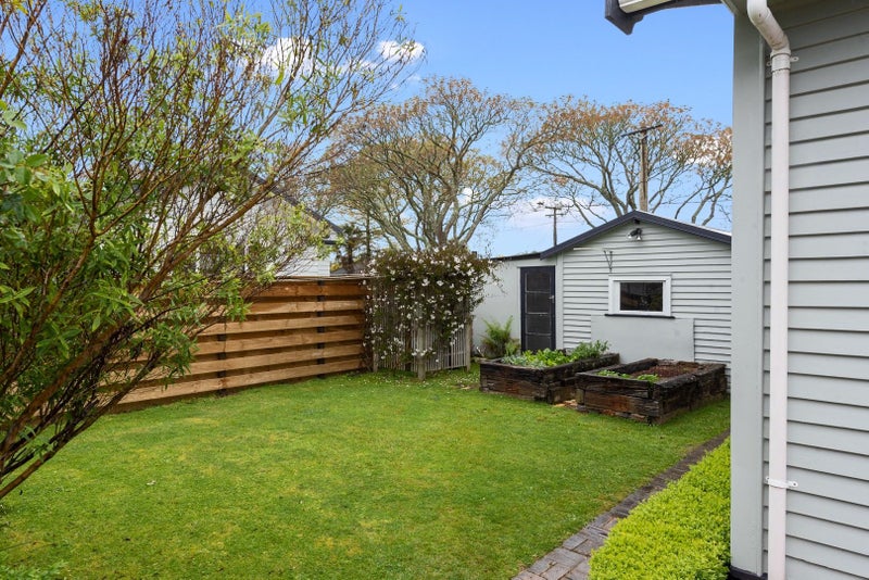 55 Brookfield Street, Hamilton East, Hamilton - Carousel 16