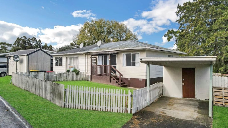 1/17 Ririno Place, Manurewa, Auckland - Carousel 1