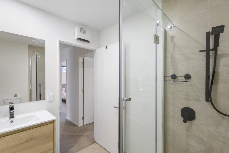 2/407 Hereford Street, Linwood, Christchurch - Carousel 18