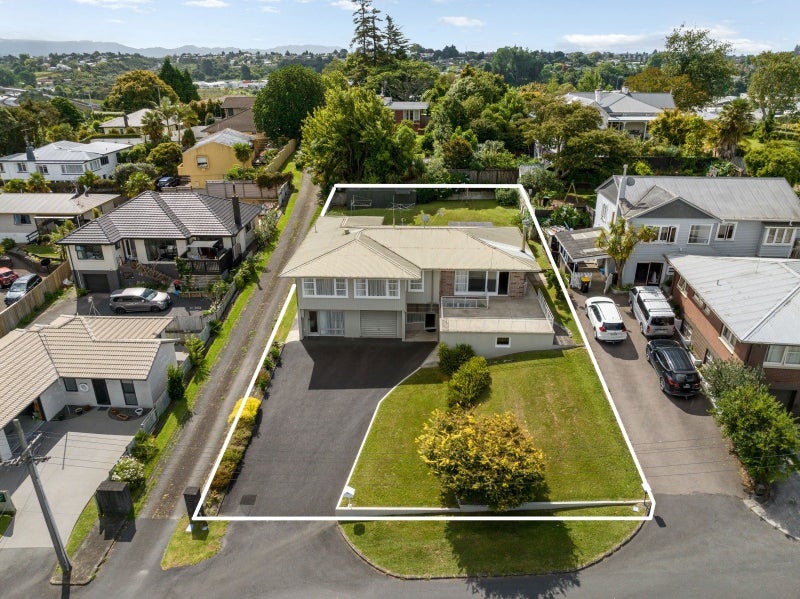 199 Edgecumbe Road, Tauranga South, Tauranga - Carousel 1