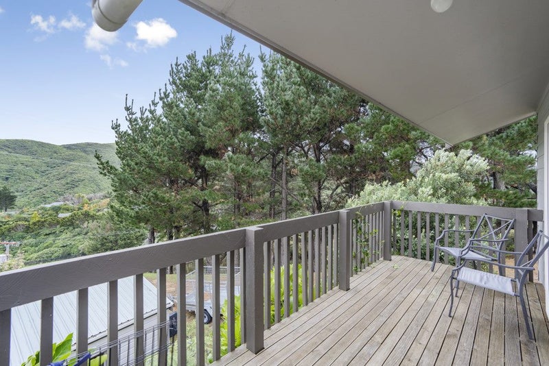 34 Kaitangata Crescent, Kelson, Lower Hutt - Carousel 2