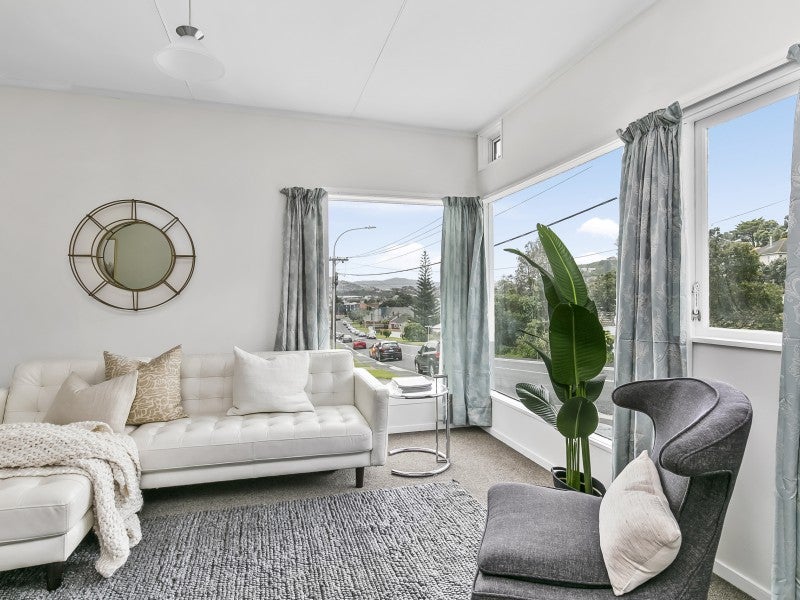 106 Strathmore Avenue, Strathmore Park, Wellington - Carousel 2