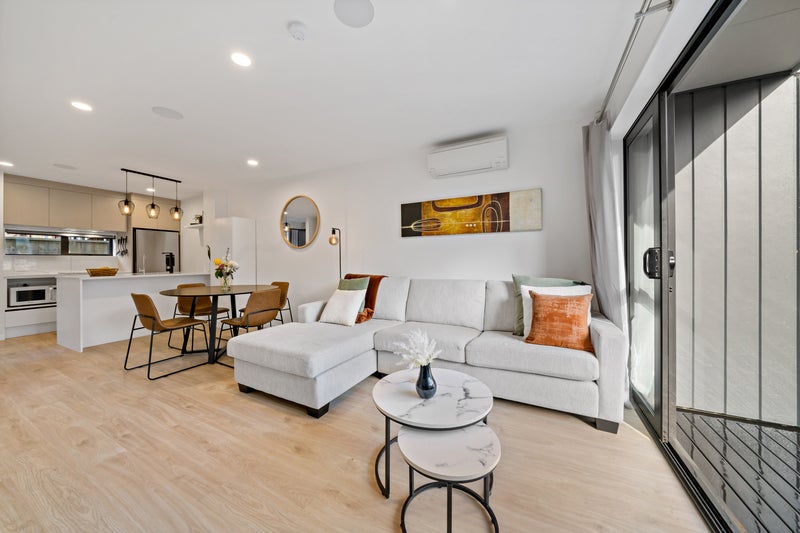 5/12 Ayr Road, Pakuranga, Auckland - Carousel 1