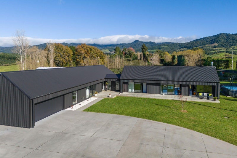 169 Busby Road, Katikati - Carousel 1