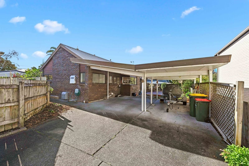 62 Herbert Road, Queenwood, Hamilton - Carousel 2