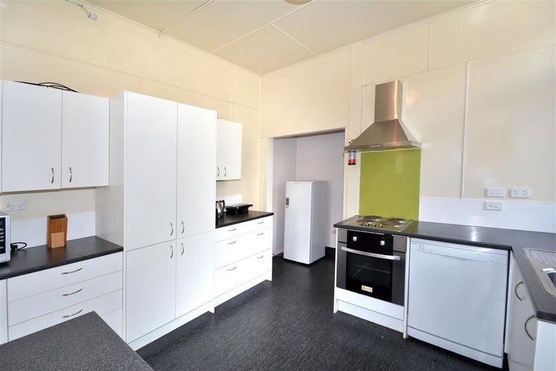 33 Russell Street, Dunedin Central, Dunedin - Carousel 2