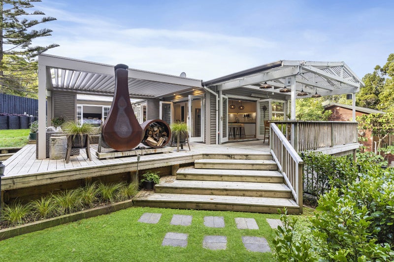 1/246 Onewa Road, Birkenhead, Auckland - Carousel 2