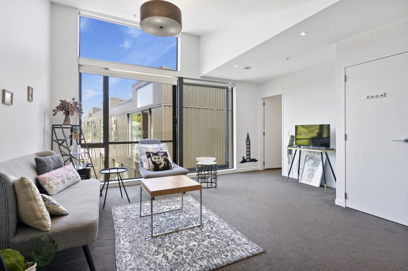 5G/21 Rugby Street, Mount Cook, Wellington - Carousel 2