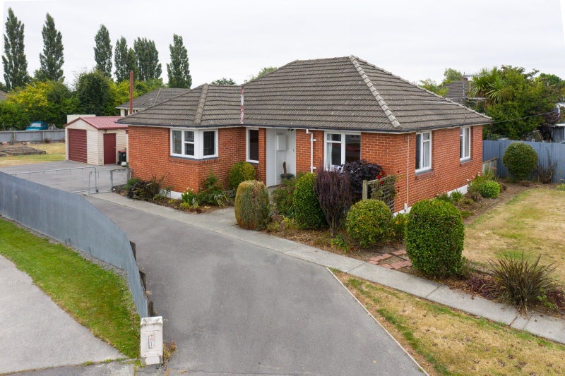 1 Pratley Crescent, Hampstead, Ashburton - Carousel 1