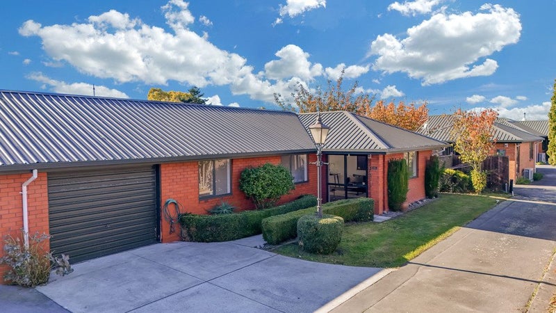 2/100C Tilford Street, Woolston, Christchurch - Carousel 1