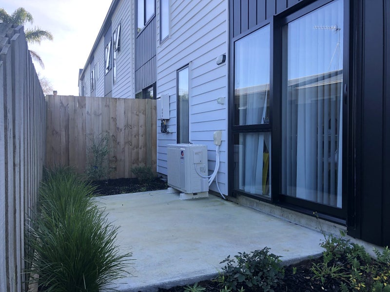 1/56 May Street, Hamilton East, Hamilton - Carousel 9