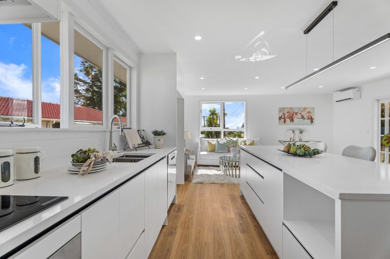 4 Westminster Street, New Windsor, Auckland - Carousel 2