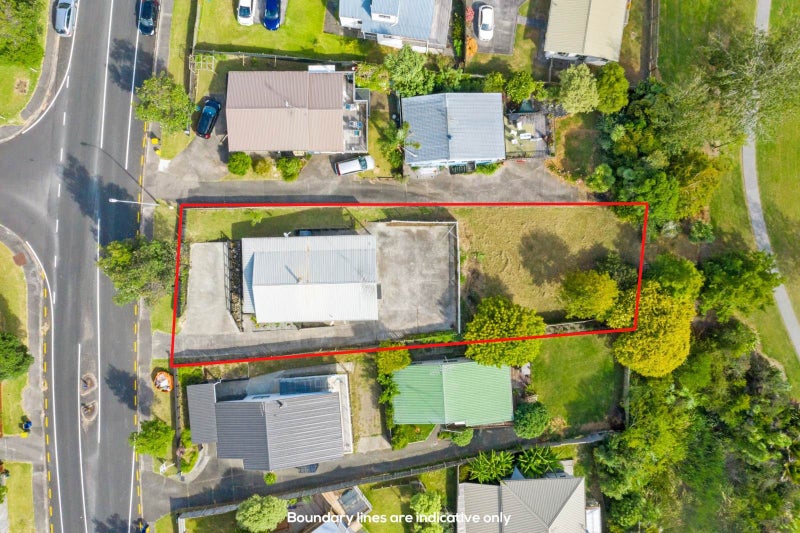64 Trias Road, Totara Vale, Auckland - Carousel 1