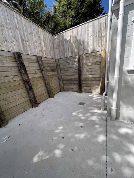 7 Rixon Grove, Mount Victoria, Wellington - Carousel 29