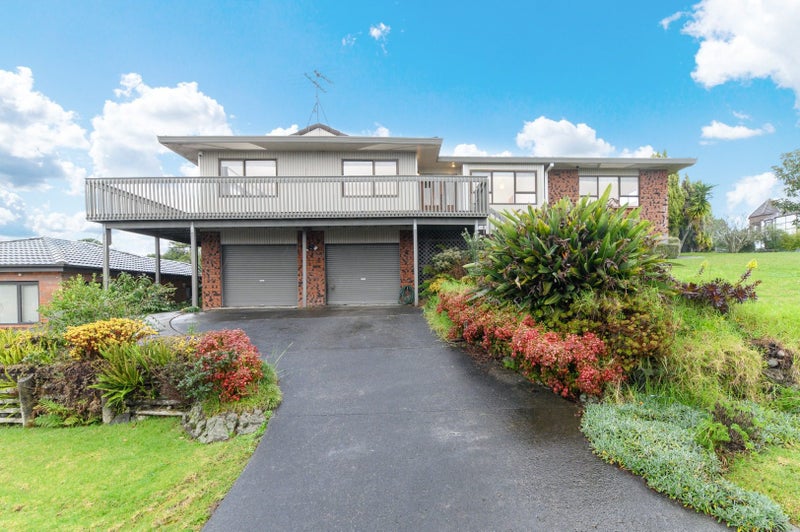 9 White Heron Drive, Massey, Auckland - Carousel 2