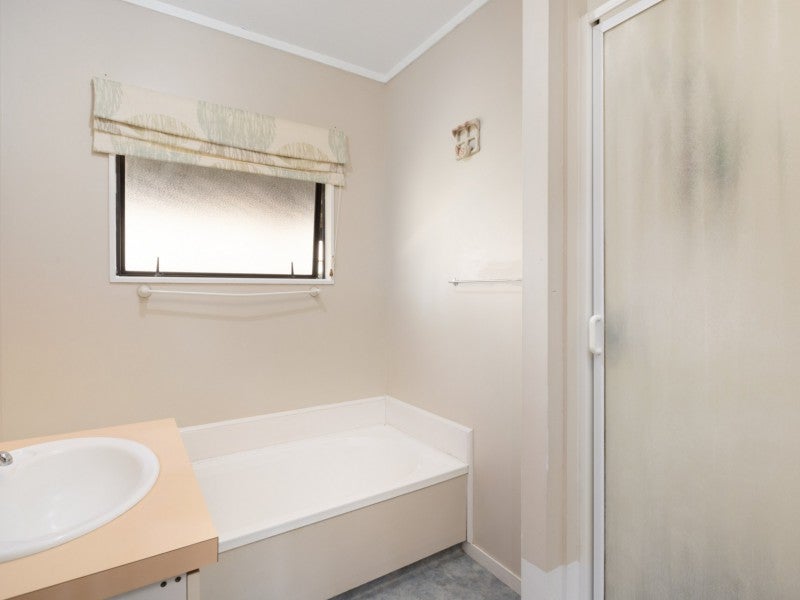 356B Otumoetai Road, Otumoetai, Tauranga - Carousel 16