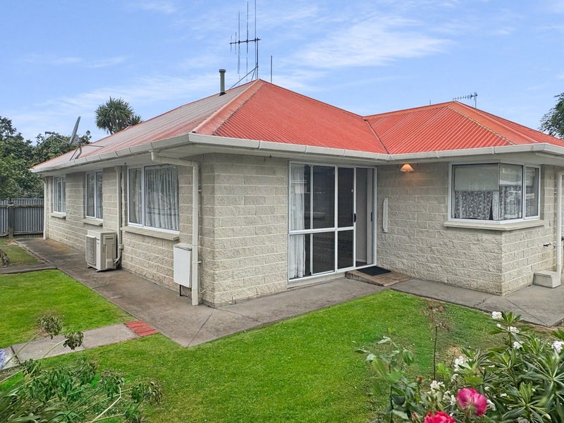 1A Hendon Place, West End, Palmerston North - Carousel 1