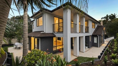 17 Walford Road, Point Chevalier, Auckland - Carousel 1