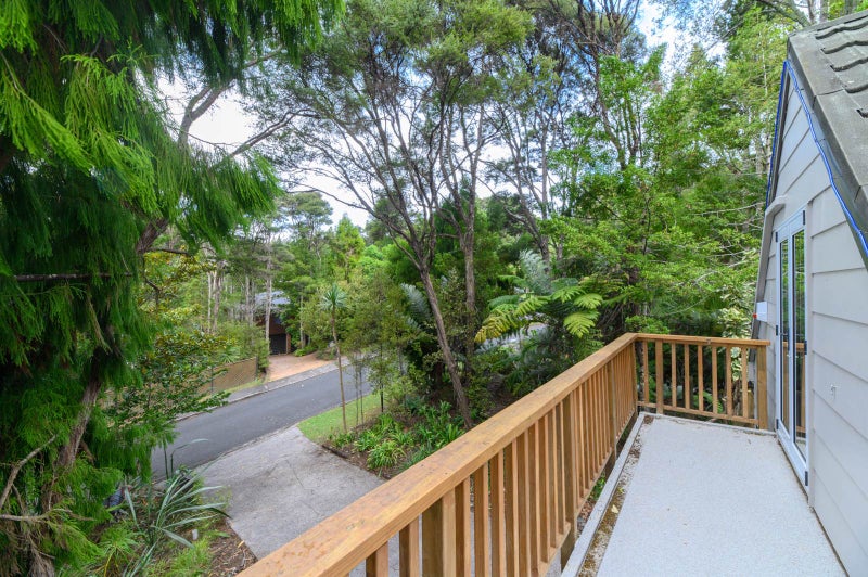 3 Kaurimu Rise, Titirangi, Auckland - Carousel 1