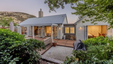 45 Rob Roy Lane, Wanaka - Carousel 1