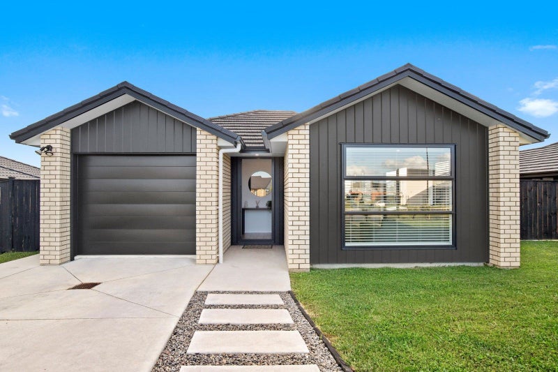 13 Tabernacle Street, Karaka, Papakura - Carousel 1