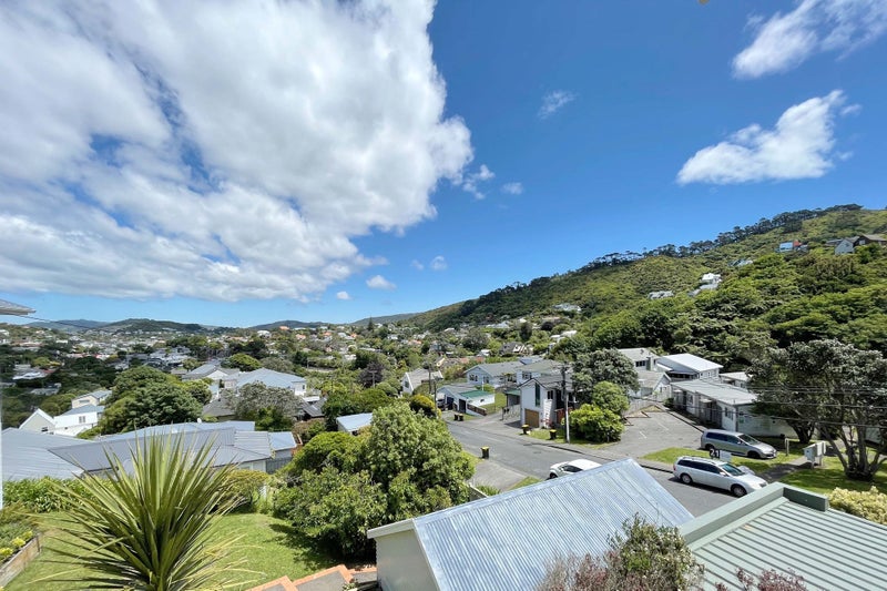 26 Omar Street, Khandallah, Wellington - Carousel 2