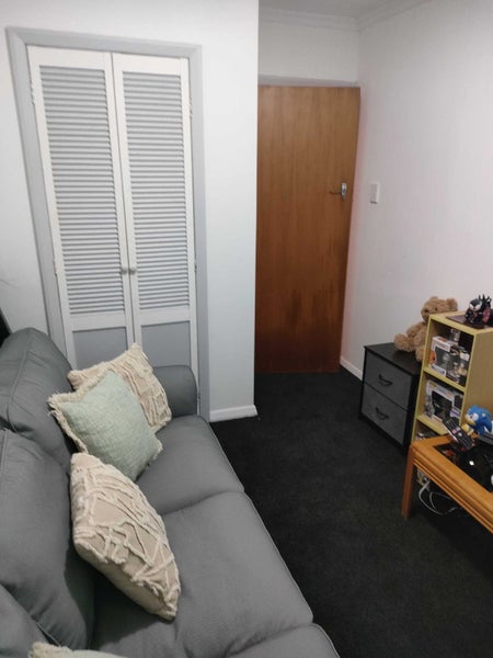 14 Hine Road, Wainuiomata, Lower Hutt - Carousel 20