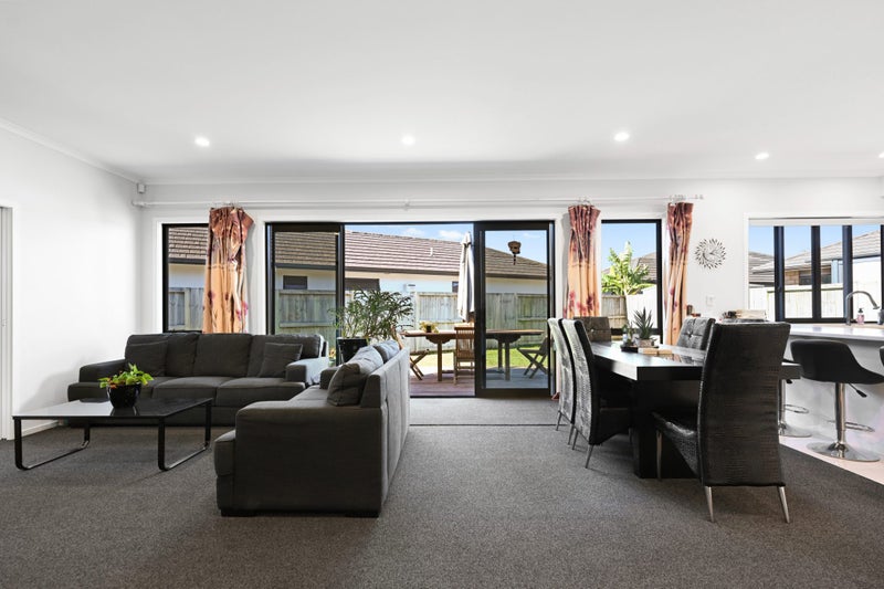 5 Cordelia Court, Flagstaff, Hamilton - Carousel 2