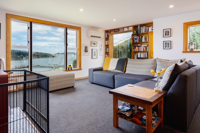 41 Adderley Terrace, Ravensbourne, Dunedin - Carousel 2