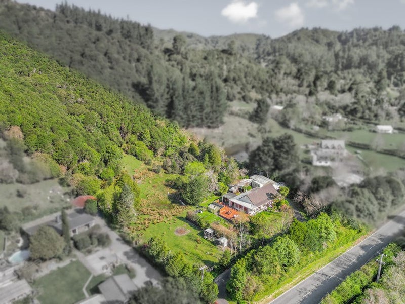 158 Moores Valley Road, Wainuiomata, Lower Hutt - Carousel 29