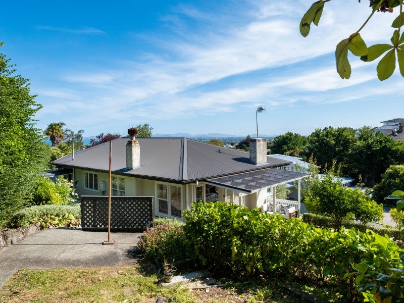 24 France Road, Bluff Hill, Napier - Carousel 20